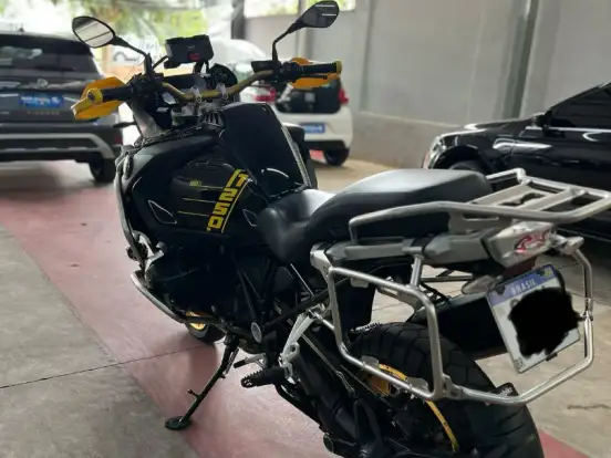 BMW-R 1250 GS ADVENTURE PREMIUM 40 ANOS BMW-R 1250 GS ADVENTURE PREMIUM 40 ANOS-2022