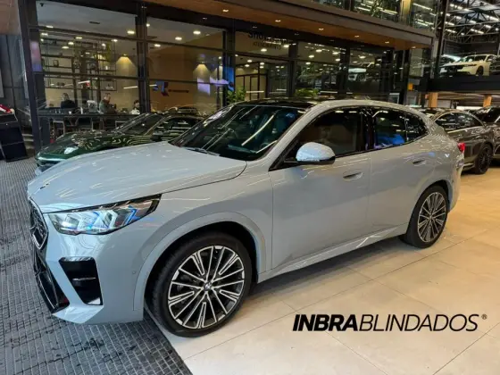 BMW X2 2.0 TURBO GASOLINA XDRIVE20I M SPORT STEPTRONIC BMW X2 2.0 TURBO GASOLINA XDRIVE20I M SPORT STEPTRONIC