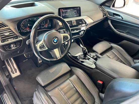 BMW-X4-2021