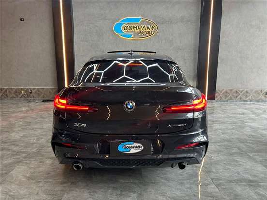 BMW-X4-2021