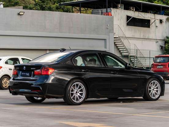 BMW-320i-2.0 SPORT GP 16V TURBO ACTIVE FLEX 4P AUTOMÁTICO BMW-320i-2014