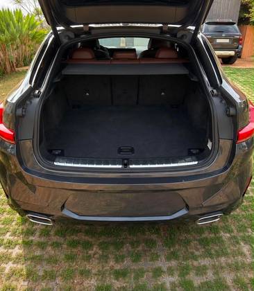 /en/city/cate-car-used-car/bmw-x4-2024-2-0-16v-gasoline-xdrive30i-m-sport-steptronic-49092547138618368/-3