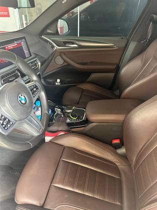 /en/city/cate-car-used-car/bmw-x4-2024-2-0-16v-gasoline-xdrive30i-m-sport-steptronic-49092547138618368/-8