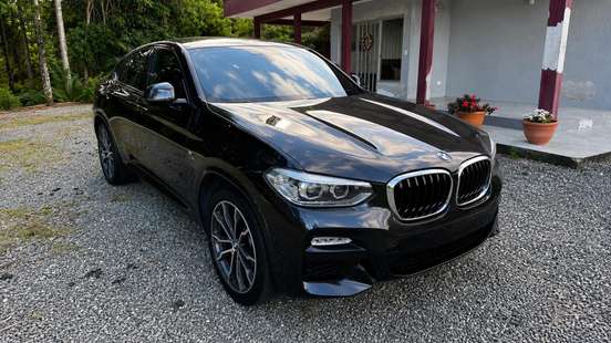 BMW-X4-2019