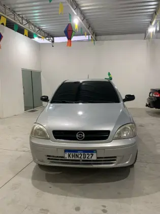 CHEVROLET CORSA 1.8 MPFI MAXX SEDAN 8V GASOLINA 4P MANUAL CHEVROLET CORSA 1.8 MPFI MAXX SEDAN 8V GASOLINA 4P MANUAL