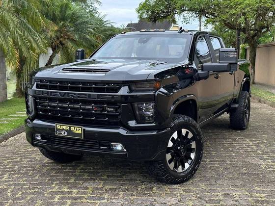CHEVROLET SILVERADO 6.6 V8 DURAMAX DIESEL 2500HD LTZ CHASSI 4WD AUTOMÁTICO