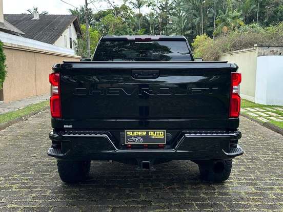 CHEVROLET-SILVERADO-6.6 V8 DURAMAX DIESEL 2500HD LTZ CHASSI 4WD AUTOMÁTICO CHEVROLET-SILVERADO-2021