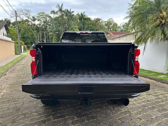 CHEVROLET-SILVERADO-6.6 V8 DURAMAX DIESEL 2500HD LTZ CHASSI 4WD AUTOMÁTICO CHEVROLET-SILVERADO-2021