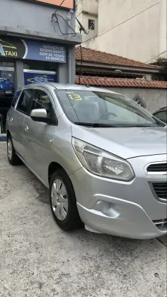 CHEVROLET SPIN 1.8 LT 8V FLEX 4P MANUAL