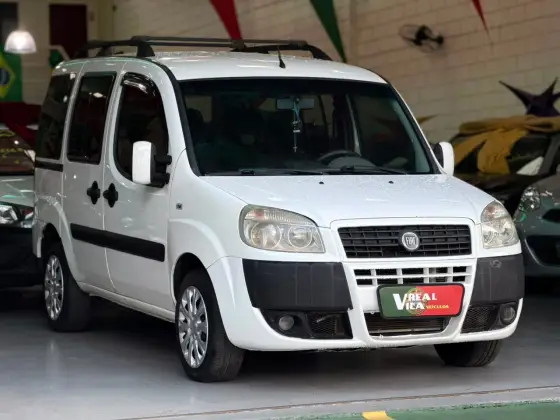 FIAT DOBLÒ 1.8 MPI ESSENCE 7L 16V FLEX 4P MANUAL FIAT DOBLÒ 1.8 MPI ESSENCE 7L 16V FLEX 4P MANUAL