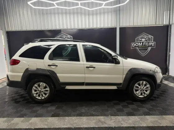 FIAT PALIO 1.8 MPI ADVENTURE WEEKEND 16V FLEX 4P MANUAL FIAT PALIO 1.8 MPI ADVENTURE WEEKEND 16V FLEX 4P MANUAL