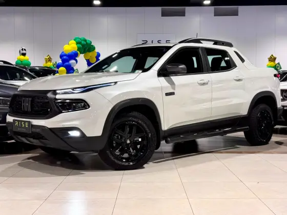FIAT TORO 2.0 16V TURBO DIESEL ULTRA 4WD AT9 FIAT TORO 2.0 16V TURBO DIESEL ULTRA 4WD AT9