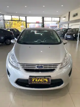 FORD FIESTA 1.6 MPI SEDAN 8V FLEX 4P MANUAL