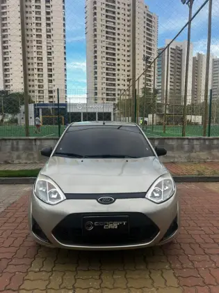 FORD FIESTA 1.6 SE HATCH 16V FLEX 4P MANUAL FORD FIESTA 1.6 SE HATCH 16V FLEX 4P MANUAL