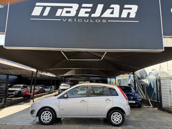 FORD FIESTA 1.6 MPI HATCH 8V FLEX 4P MANUAL