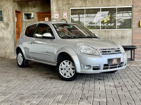 FORD KA 1.0 MPI TECNO 8V FLEX 2P MANUAL FORD KA 1.0 MPI TECNO 8V FLEX 2P MANUAL