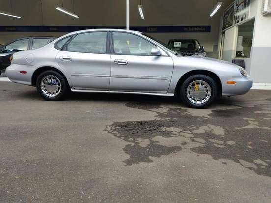 FORD-TAURUS-3.0 LX V6 24V GASOLINA 4P AUTOMÁTICO FORD-TAURUS-1997