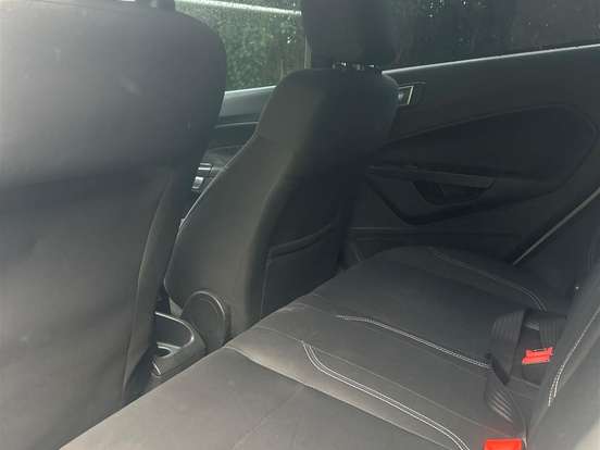 FORD-FIESTA-1.6 SE HATCH 16V FLEX 4P POWERSHIFT FORD-FIESTA-2016