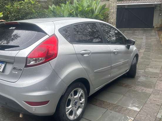 FORD-FIESTA-1.6 SE HATCH 16V FLEX 4P POWERSHIFT FORD-FIESTA-2016