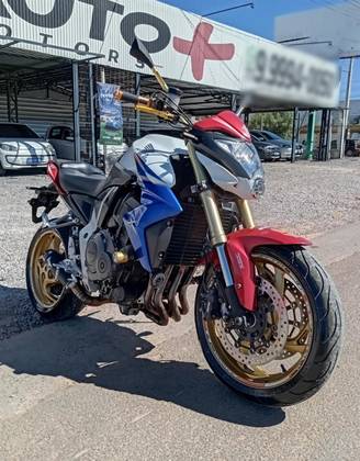 HONDA CB 1000R 