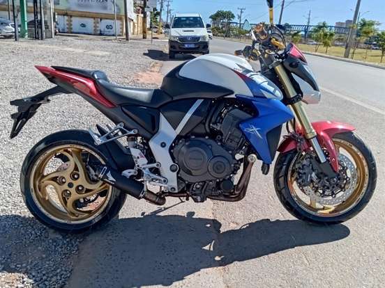 HONDA-CB 1000R HONDA-CB 1000R-2013