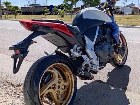 HONDA-CB 1000R HONDA-CB 1000R-2013