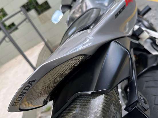 HONDA-CBR 1000RR FIREBLADE HONDA-CBR 1000RR FIREBLADE-2006