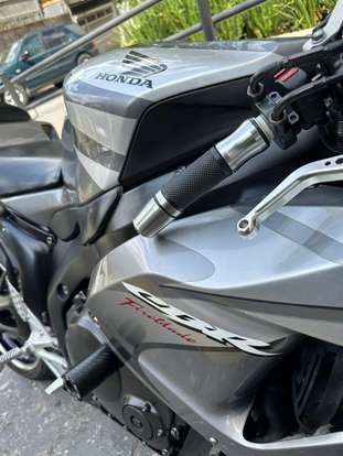 HONDA-CBR 1000RR FIREBLADE-2006
