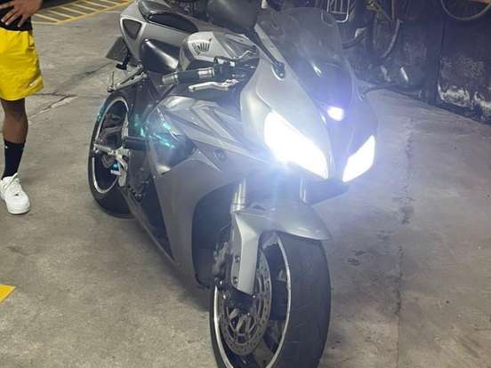 HONDA-CBR 1000RR FIREBLADE HONDA-CBR 1000RR FIREBLADE-2006