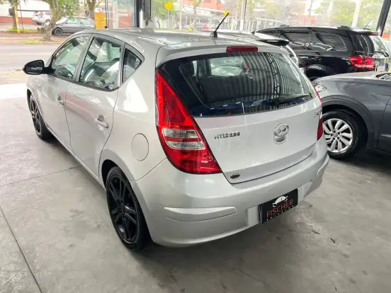 HYUNDAI-I30-2.0 MPI 16V GASOLINA 4P MANUAL HYUNDAI-I30-2011