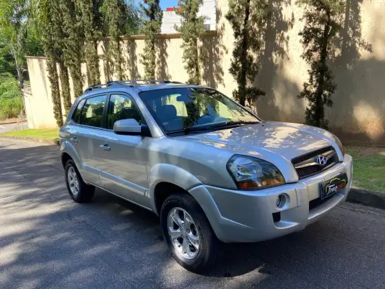 HYUNDAI-TUCSON-2.0 MPFI GLS 16V 143CV 2WD FLEX 4P AUTOMÁTICO HYUNDAI-TUCSON-2014
