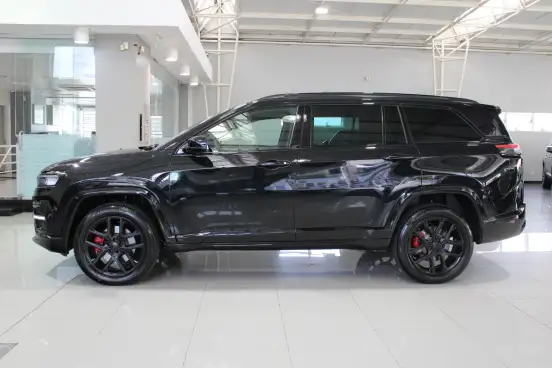 JEEP-COMMANDER-2024