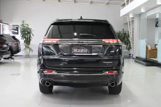 JEEP-COMMANDER-2024