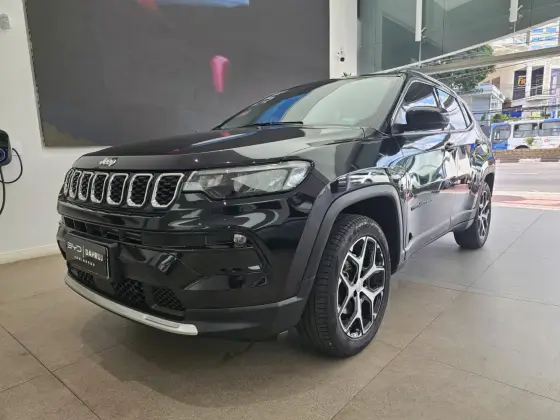 JEEP COMPASS 1.3 T270 TURBO FLEX LONGITUDE AT6 JEEP COMPASS 1.3 T270 TURBO FLEX LONGITUDE AT6