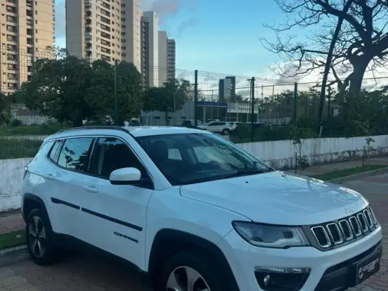 JEEP-COMPASS-2.0 16V DIESEL LONGITUDE 4X4 AUTOMÁTICO JEEP-COMPASS-2018