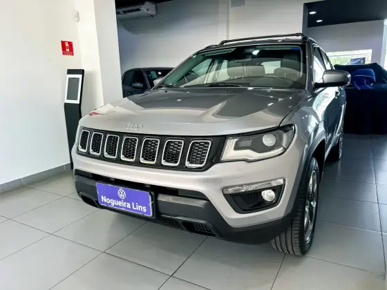 JEEP COMPASS 2.0 16V DIESEL LONGITUDE 4X4 AUTOMÁTICO JEEP COMPASS 2.0 16V DIESEL LONGITUDE 4X4 AUTOMÁTICO