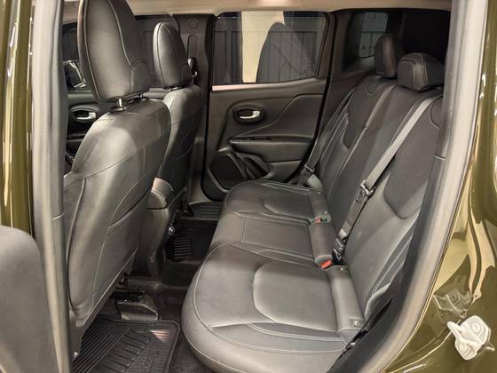 /en/city/cate-car-used-car/jeep-renegade-2025-1-3-t270-turbo-flex-willys-4x4-at9-48491550590765056/-18