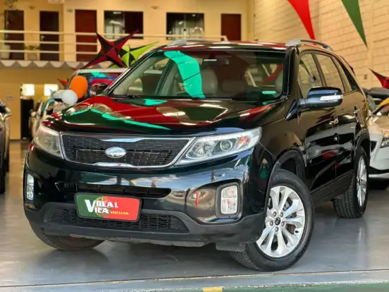 KIA-SORENTO-2013