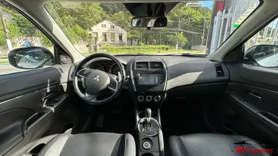 MITSUBISHI-ASX-2015