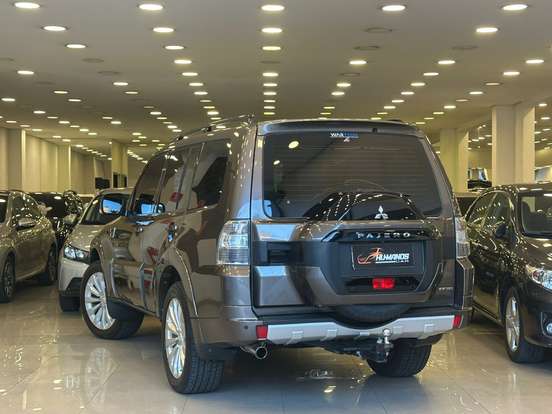 MITSUBISHI-PAJERO FULL-3.8 HPE 4X4 V6 24V GASOLINA 4P AUTOMÁTICO MITSUBISHI-PAJERO FULL-2014
