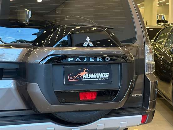 MITSUBISHI-PAJERO FULL-3.8 HPE 4X4 V6 24V GASOLINA 4P AUTOMÁTICO MITSUBISHI-PAJERO FULL-2014