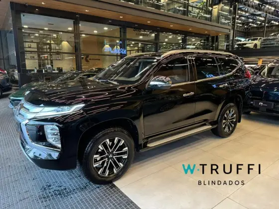 MITSUBISHI PAJERO SPORT 2.4 16V MIVEC TURBO DIESEL HPE-S AWD AUTOMÁTICO MITSUBISHI PAJERO SPORT 2.4 16V MIVEC TURBO DIESEL HPE-S AWD AUTOMÁTICO