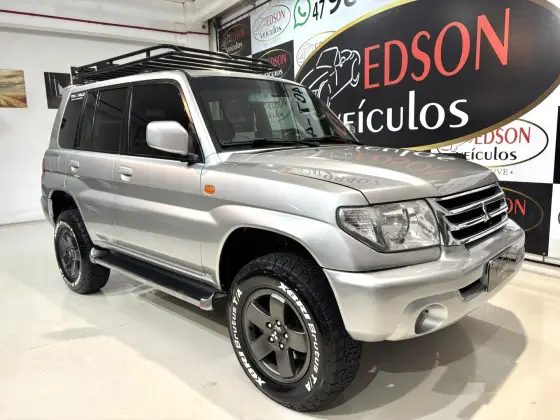 MITSUBISHI PAJERO TR4 2.0 4X4 16V 131CV GASOLINA 4P AUTOMÁTICO MITSUBISHI PAJERO TR4 2.0 4X4 16V 131CV GASOLINA 4P AUTOMÁTICO
