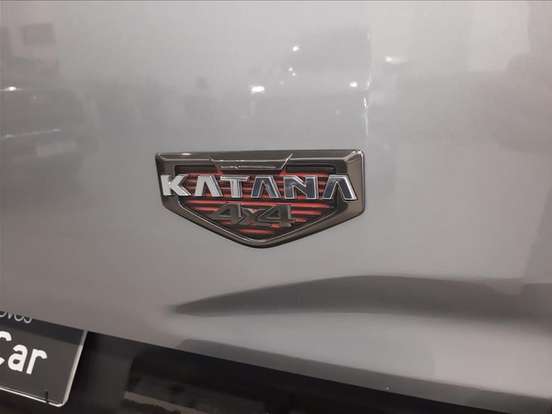 MITSUBISHI-TRITON-2.4 BITURBO DIESEL CD KATANA 4X4 AUTOMÁTICO MITSUBISHI-TRITON-2025