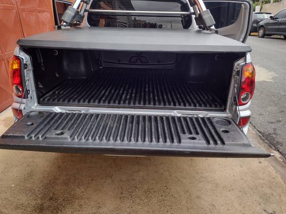 MITSUBISHI L200 TRITON 3.2 HPE 4X4 CD 16V TURBO INTERCOOLER DIESEL 4P AUTOMÁTICO