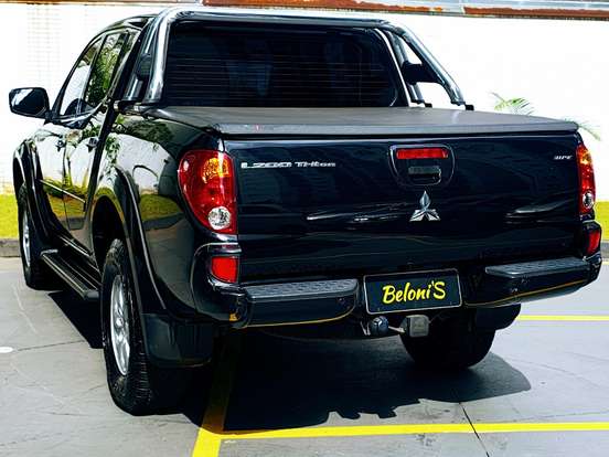 MITSUBISHI-L200 TRITON-3.5 HPE 4X4 CD V6 24V FLEX 4P AUTOMÁTICO MITSUBISHI-L200 TRITON-2012