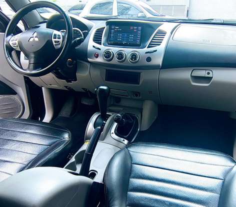 MITSUBISHI-L200 TRITON-2012