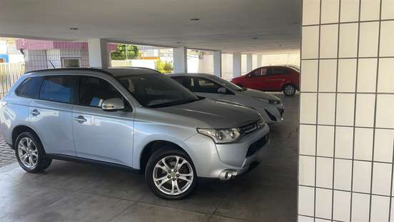 MITSUBISHI-OUTLANDER-2.0 16V GASOLINA 4P AUTOMÁTICO MITSUBISHI-OUTLANDER-2013