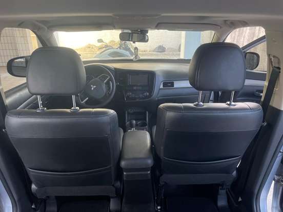 MITSUBISHI-OUTLANDER-2.0 16V GASOLINA 4P AUTOMÁTICO MITSUBISHI-OUTLANDER-2013