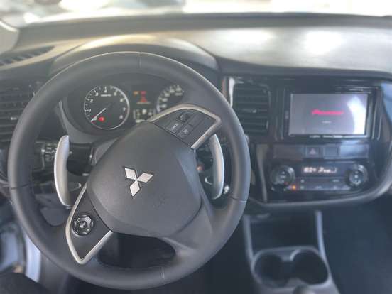 MITSUBISHI-OUTLANDER-2.0 16V GASOLINA 4P AUTOMÁTICO MITSUBISHI-OUTLANDER-2013